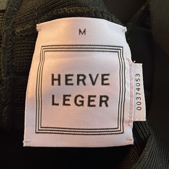 Herve Leger medium dress priced to sell! Perfect condition. - Picture 3 of 11